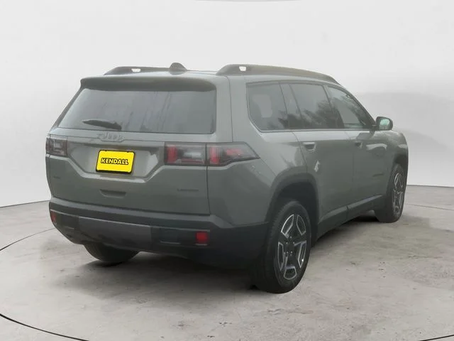 New 2026 Sting-Gray Clearcoat Jeep Laredo image 5