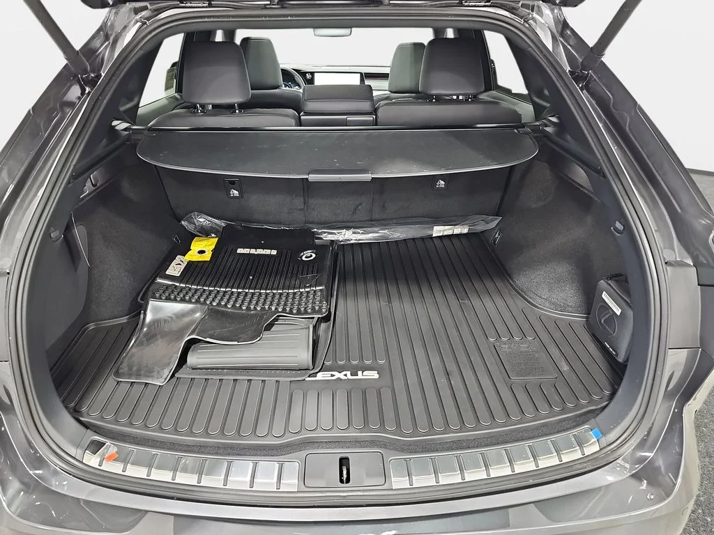 New 2026  Lexus 350h Premium+ image 10