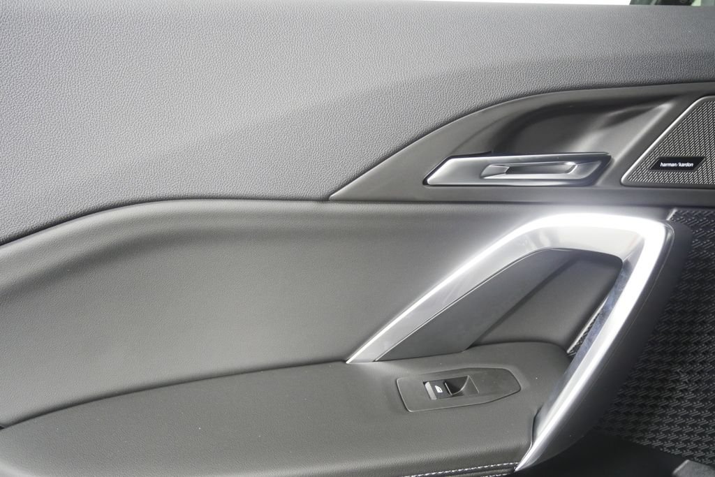 New 2027 Brooklyn Grey Metallic BMW xDrive28i image 13