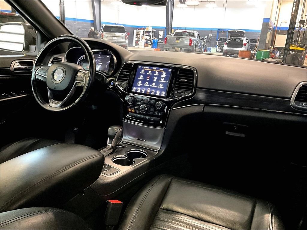 Used 2020 White Jeep Limited X image 14