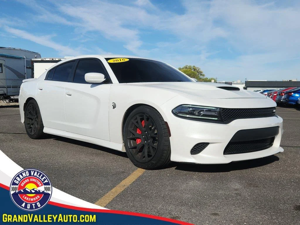 Used 2016 Ivory Tri-Coat Pearl Dodge SRT Hellcat image 1