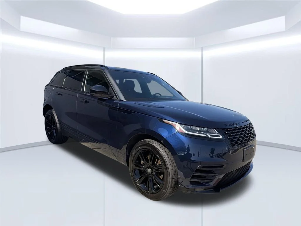 Used 2023 Blue Land Rover R-Dynamic S image 8