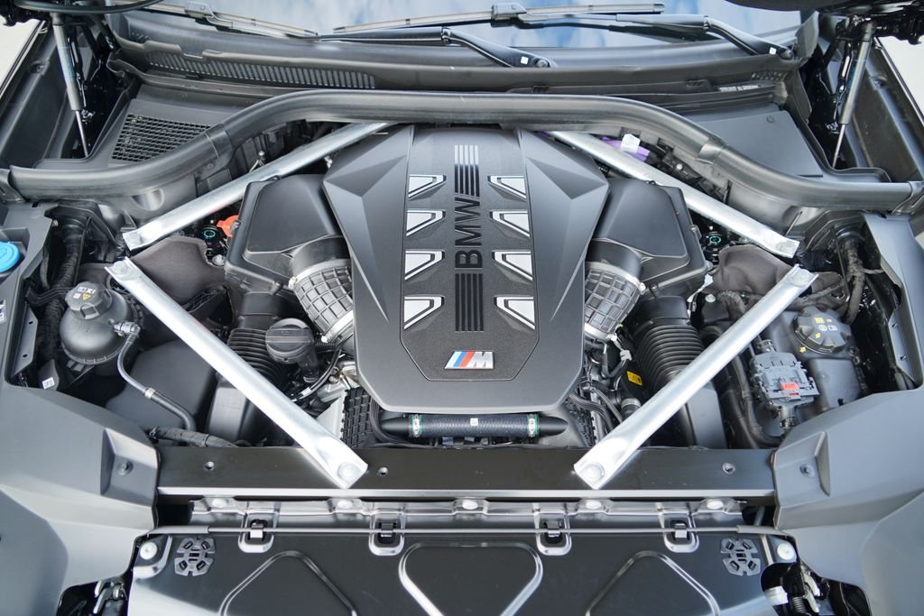 New 2026 Carbon Black Metallic BMW M60i image 20