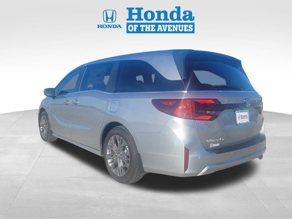 2026 Honda Odyssey Touring - Photo 5