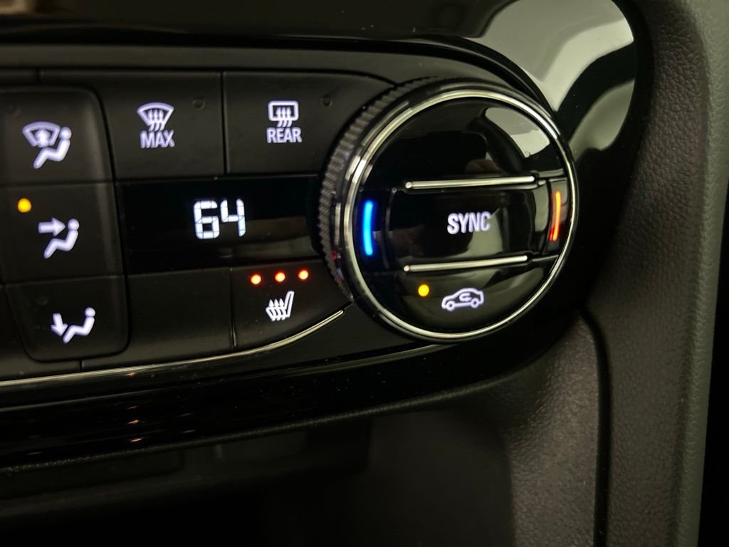 Used 2023 White Buick Select image 25