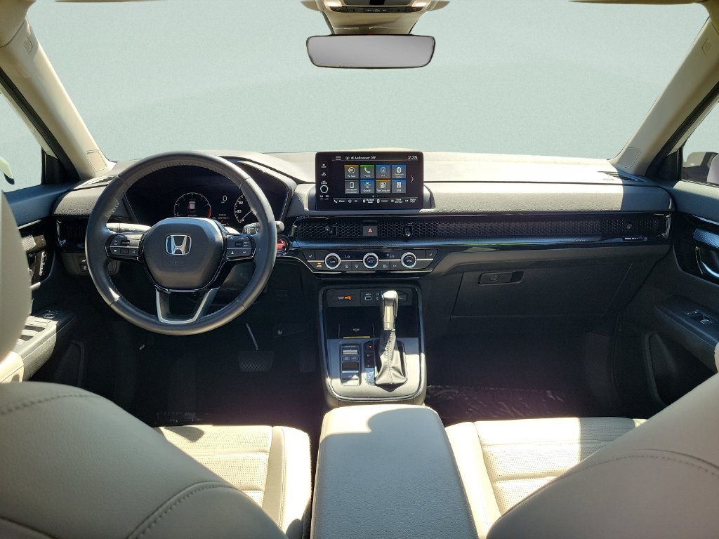 Used 2024  Honda EX-L image 11