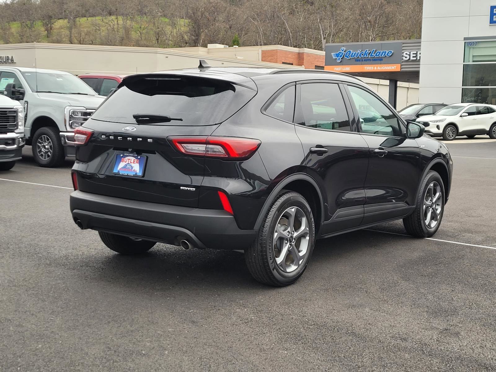 Used 2025 Black Metallic Ford ST-Line image 5
