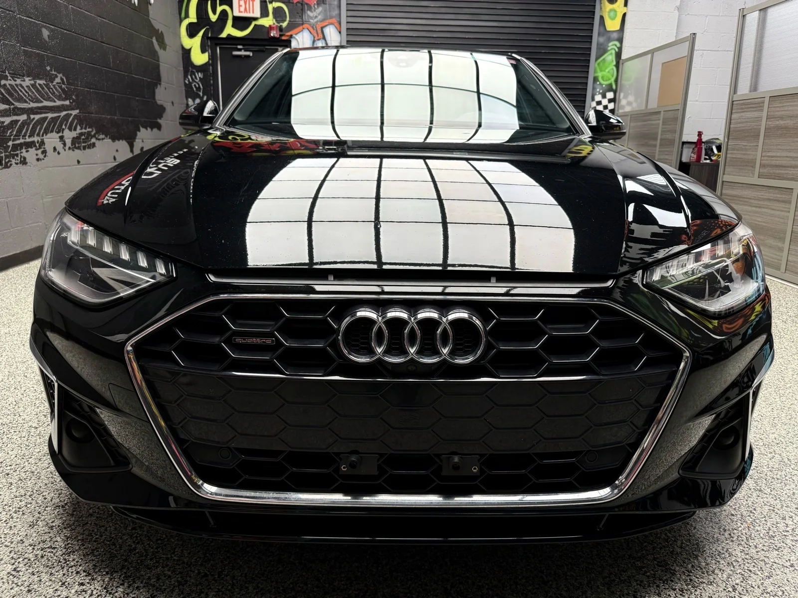 Used 2024 Mythos Black Metallic (0e0e) Audi quattro S line Prem Plus 45 TFSI image 2