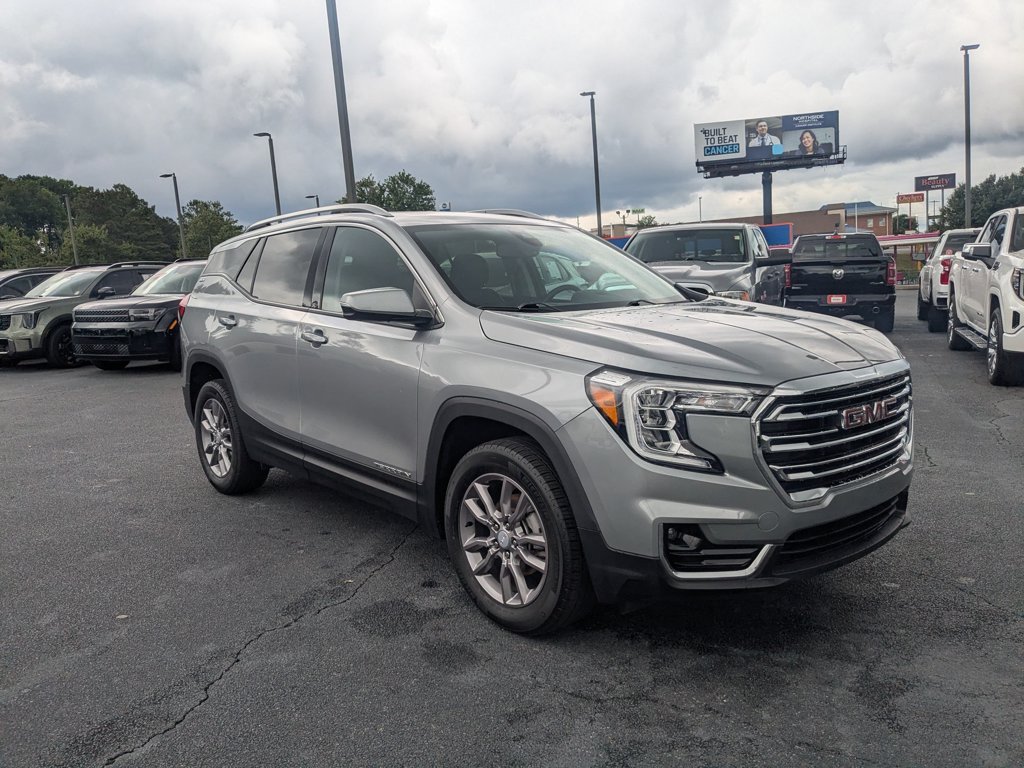 Used 2023 Sterling Metallic GMC SLT image 3