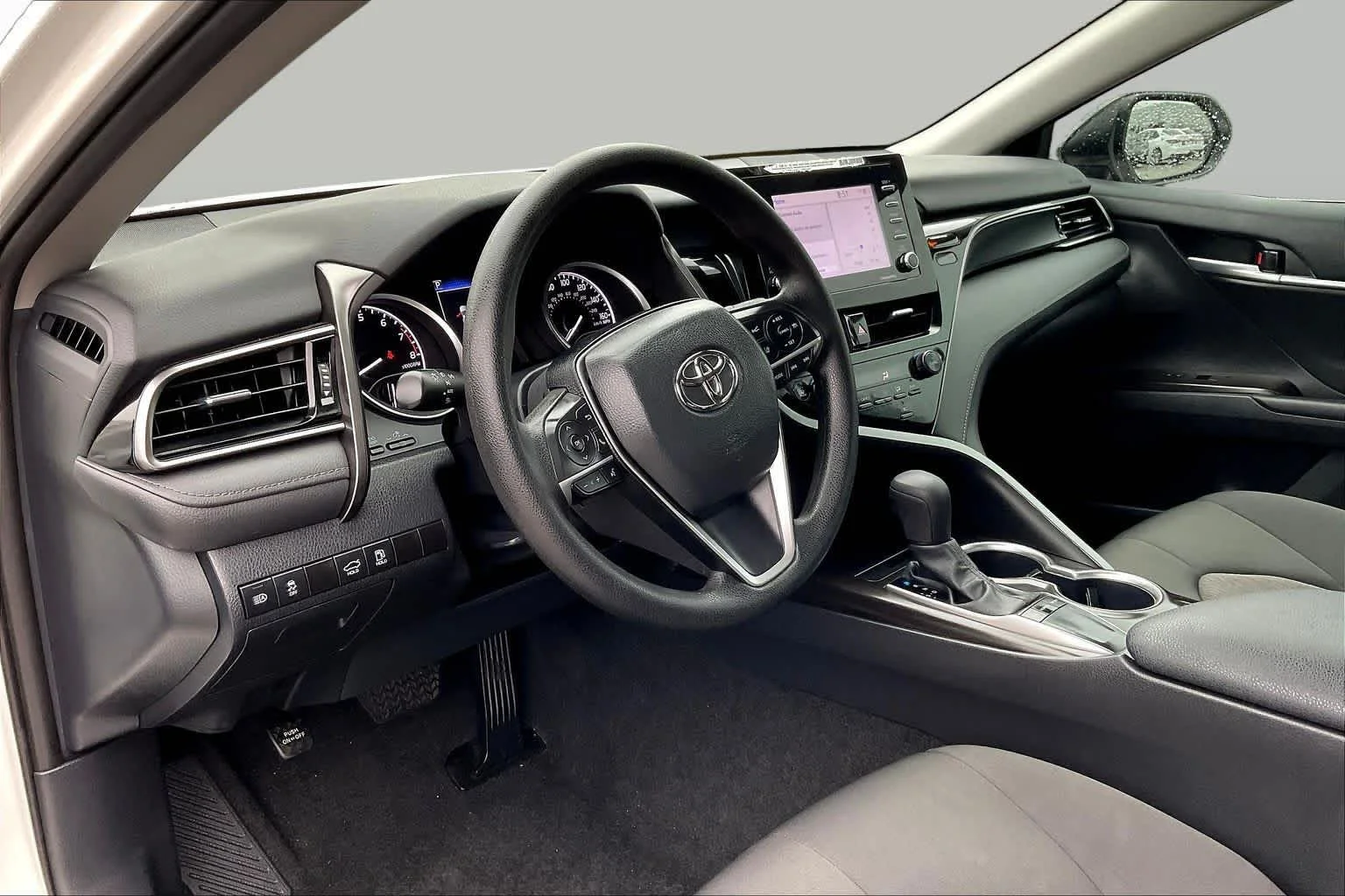 Used 2024 Ice Cap Toyota LE image 18