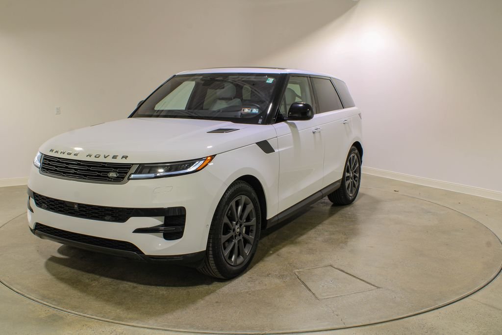 Certified Used 2023 Fuji White Land Rover SE image 1