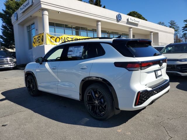 New 2026 White Volkswagen 2.0T SE R-Line Black image 4