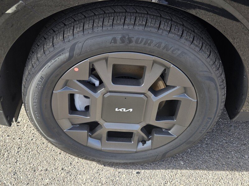 New 2026 Aurora Black Pearl Kia SX image 5