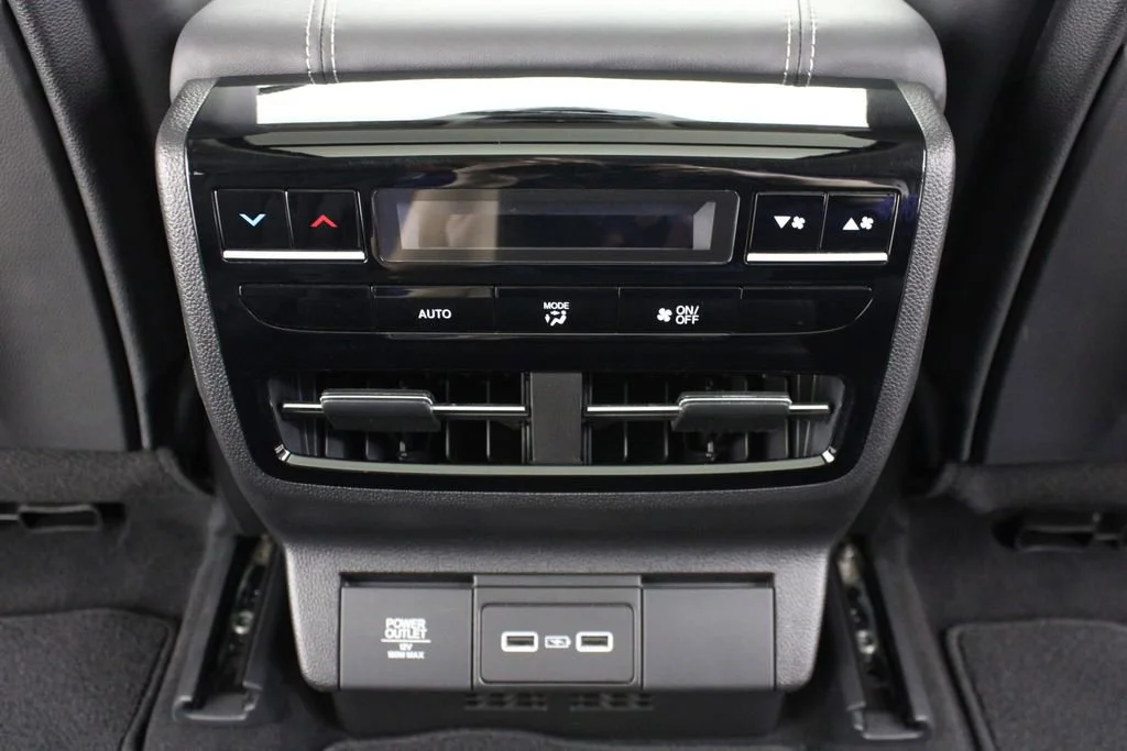Used 2024 Grey Acura w/Technology Package image 18