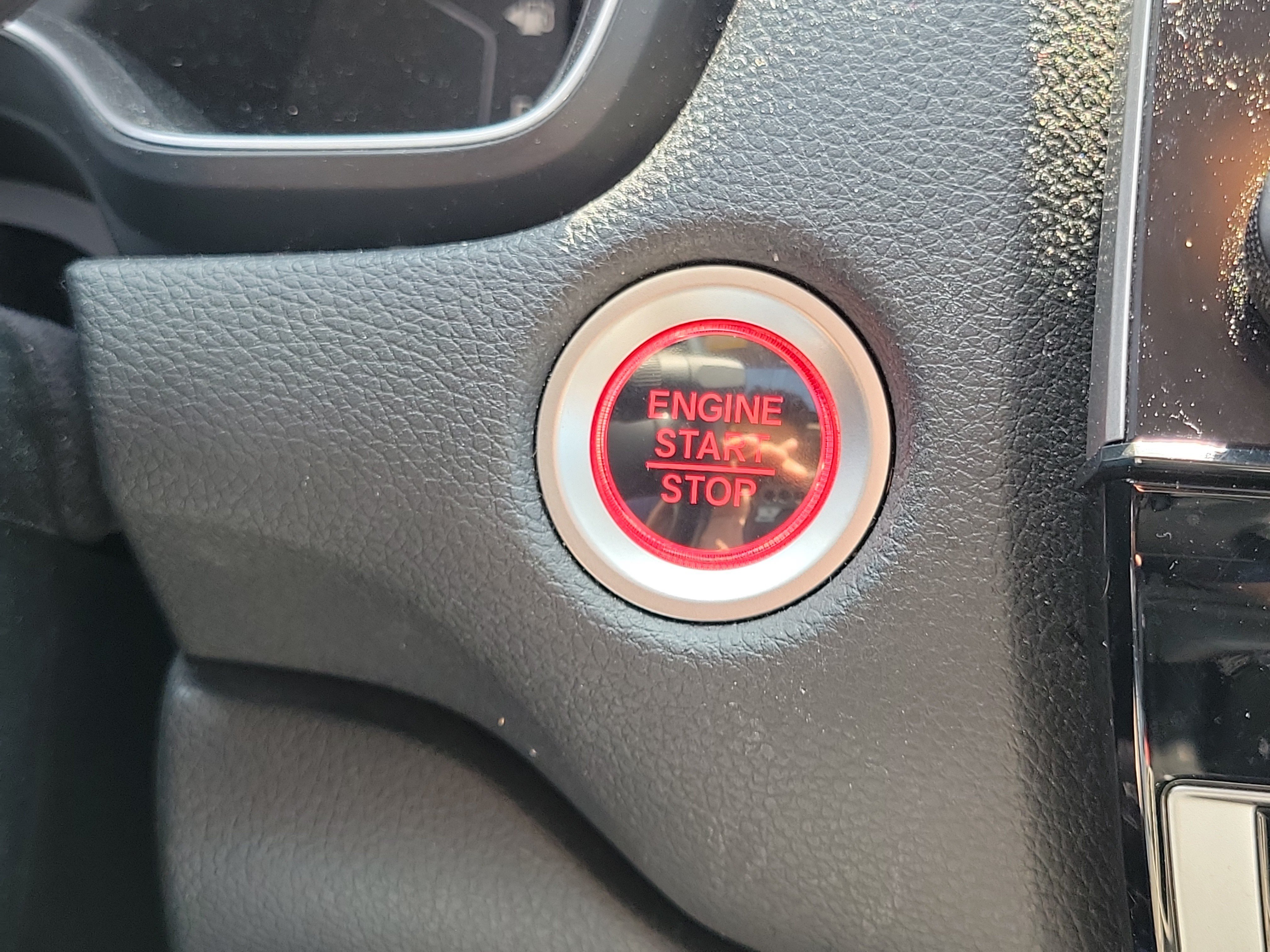 Used 2019 Basque Red Pearl II Honda Touring image 28