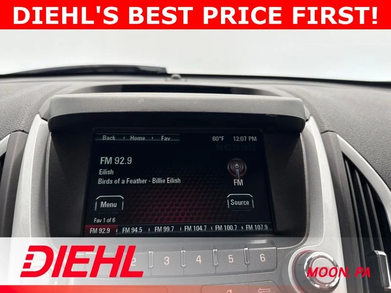 Used 2017 White GMC SLT image 28