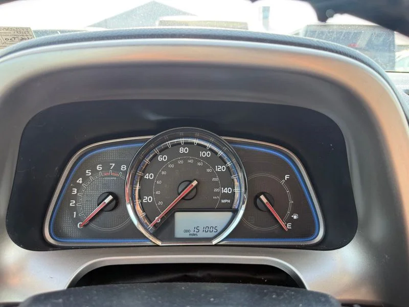 Used 2015 White Toyota Limited image 8