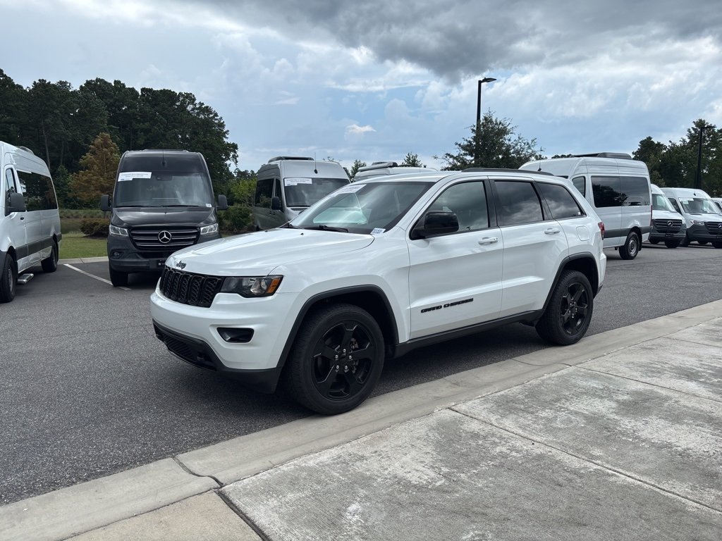 2020 Jeep Grand Cherokee Laredo Upland photo 4