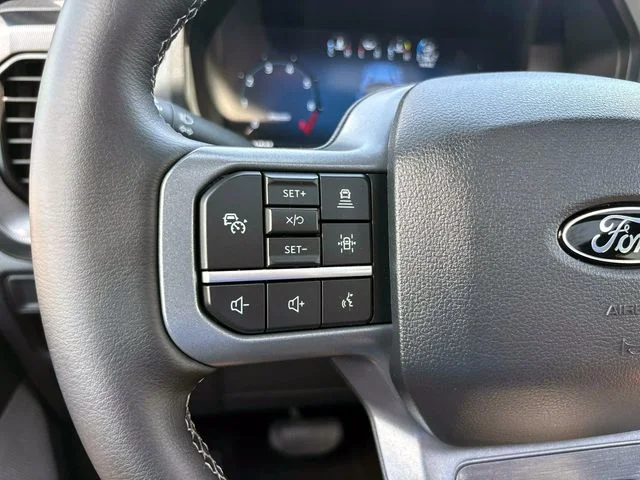 Used 2025 Silver Metallic Ford Lariat image 20