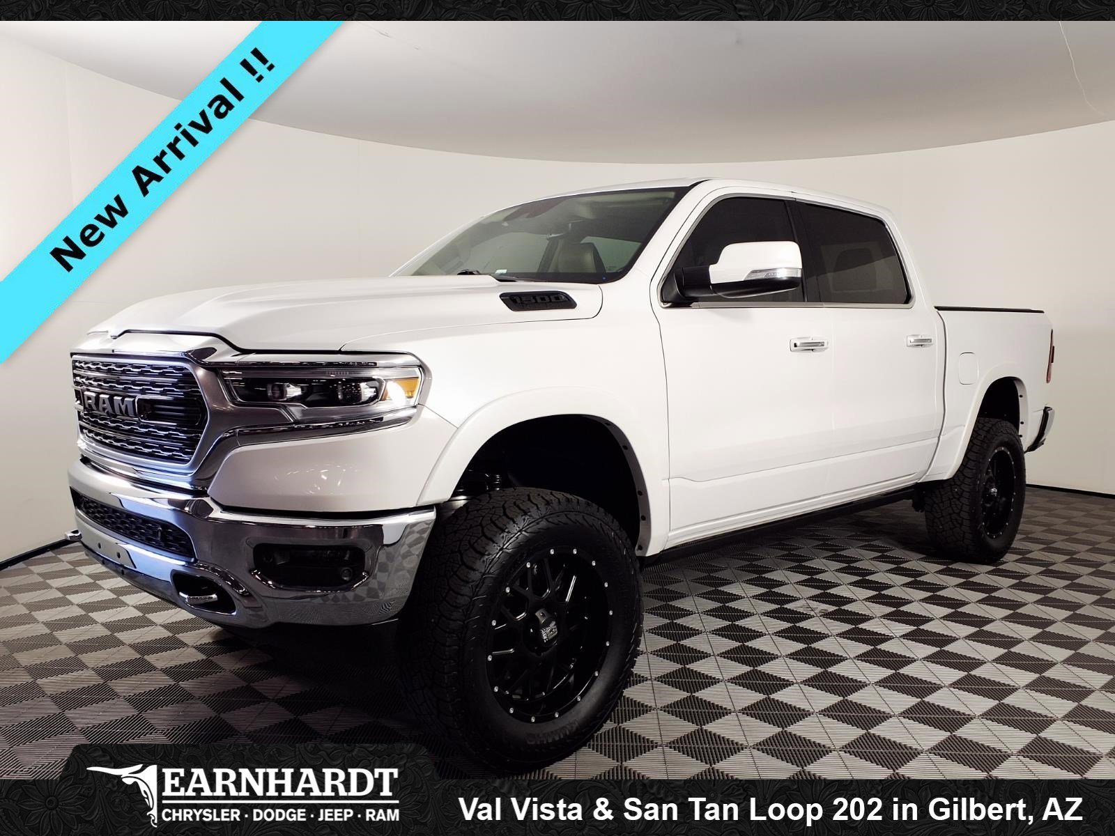 2019 RAM 1500 Limited 4x4 Crew Cab 5'7's photo