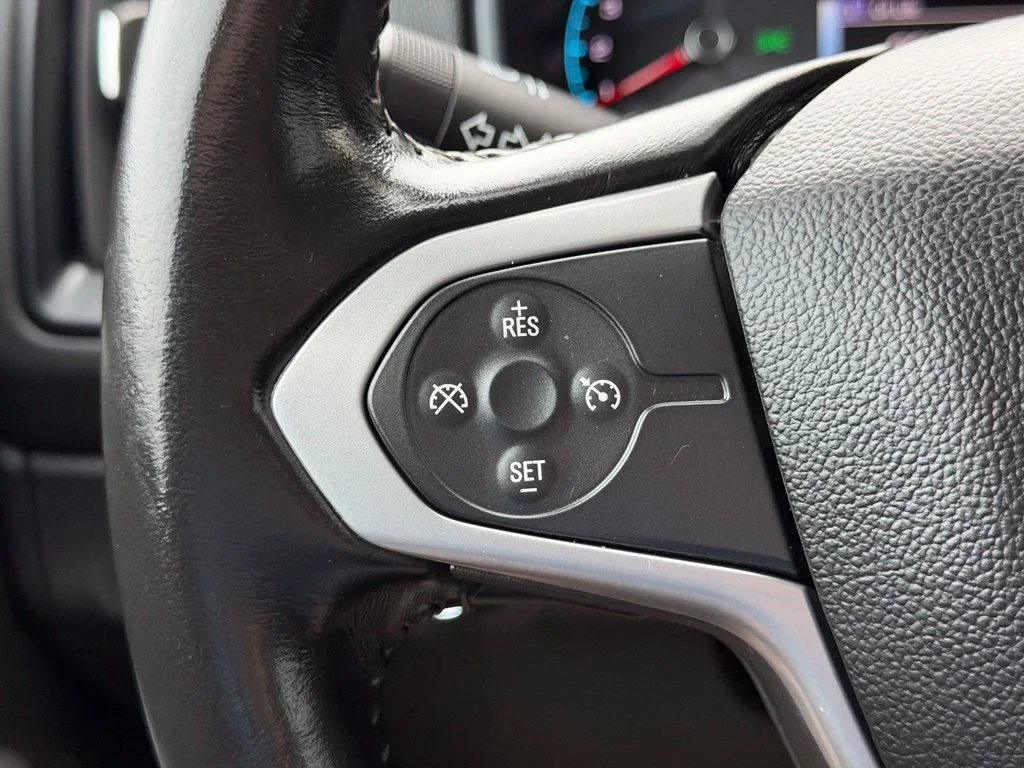 Used 2018 Green Chevrolet LT image 18