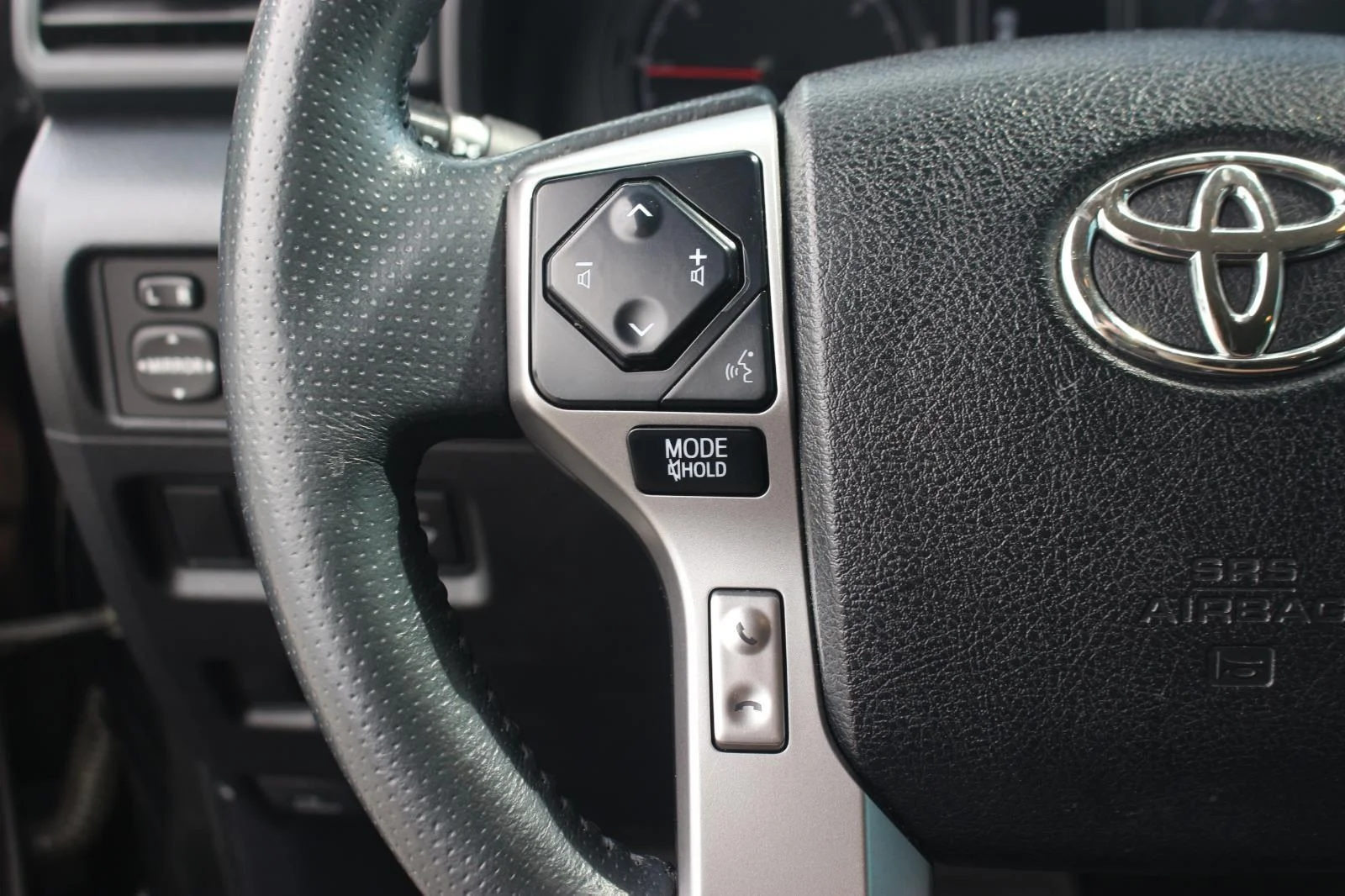 Used 2022 Black Toyota SR5 image 20