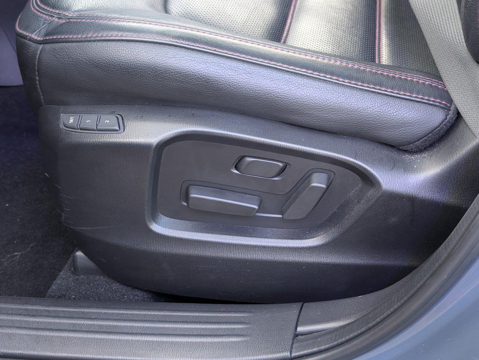 Used 2025 Polymetal Gray Metallic Mazda 2.5 S Carbon Edition image 18