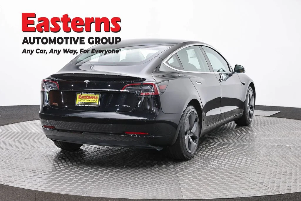 Used 2018 Black Tesla Long Range image 5