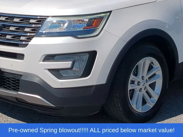 Used 2017 White Ford XLT image 17