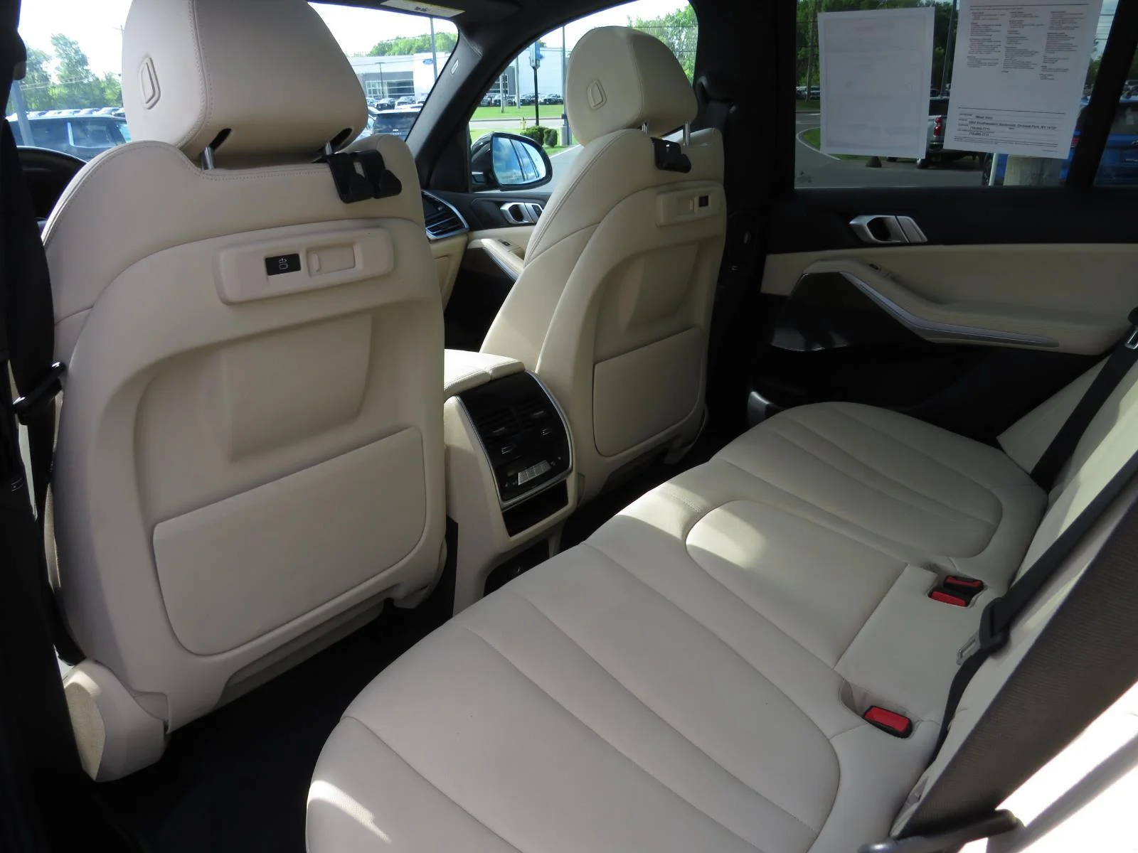 Used 2022 Sparkling Brown M BMW xDrive45e image 26