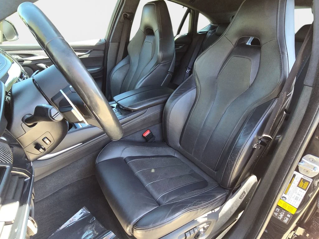 Used 2017 Black BMW Base image 18