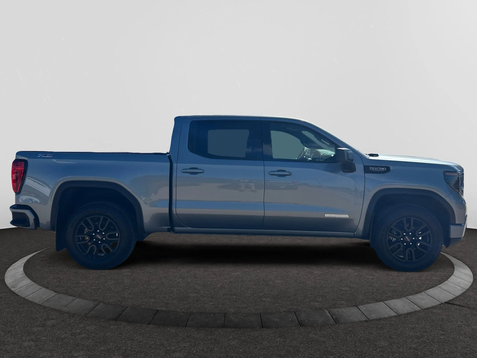 New 2026 Sterling Metallic GMC Elevation image 6