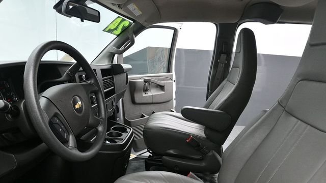 Used 2024 White Chevrolet LS image 21