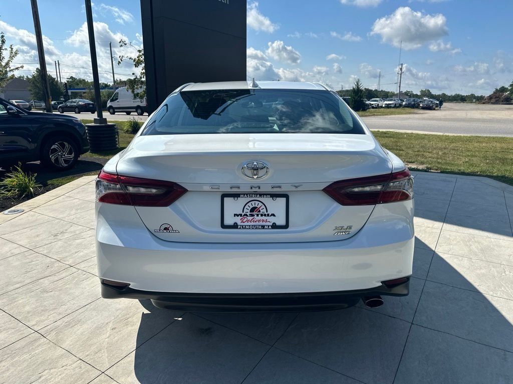 Used 2021 Beige Toyota XLE image 4