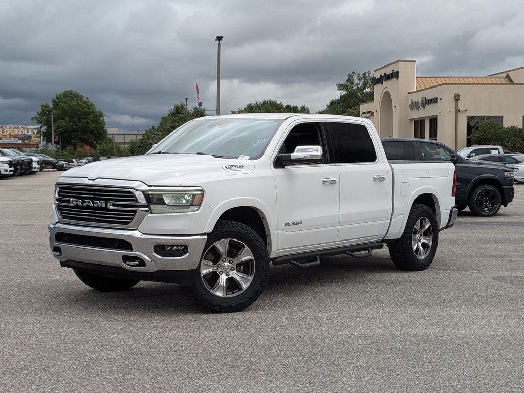 2022 RAM 1500 Laramie 4x4 Crew Cab 5'7's photo