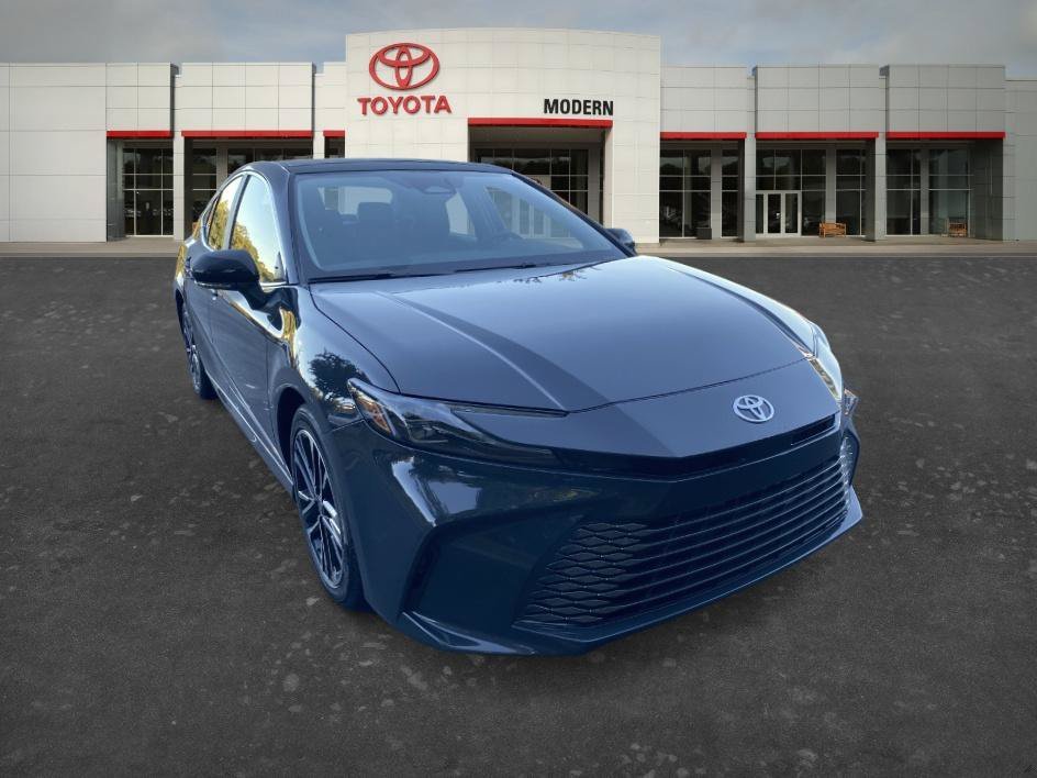 Used 2025 Underground Toyota XLE image 3