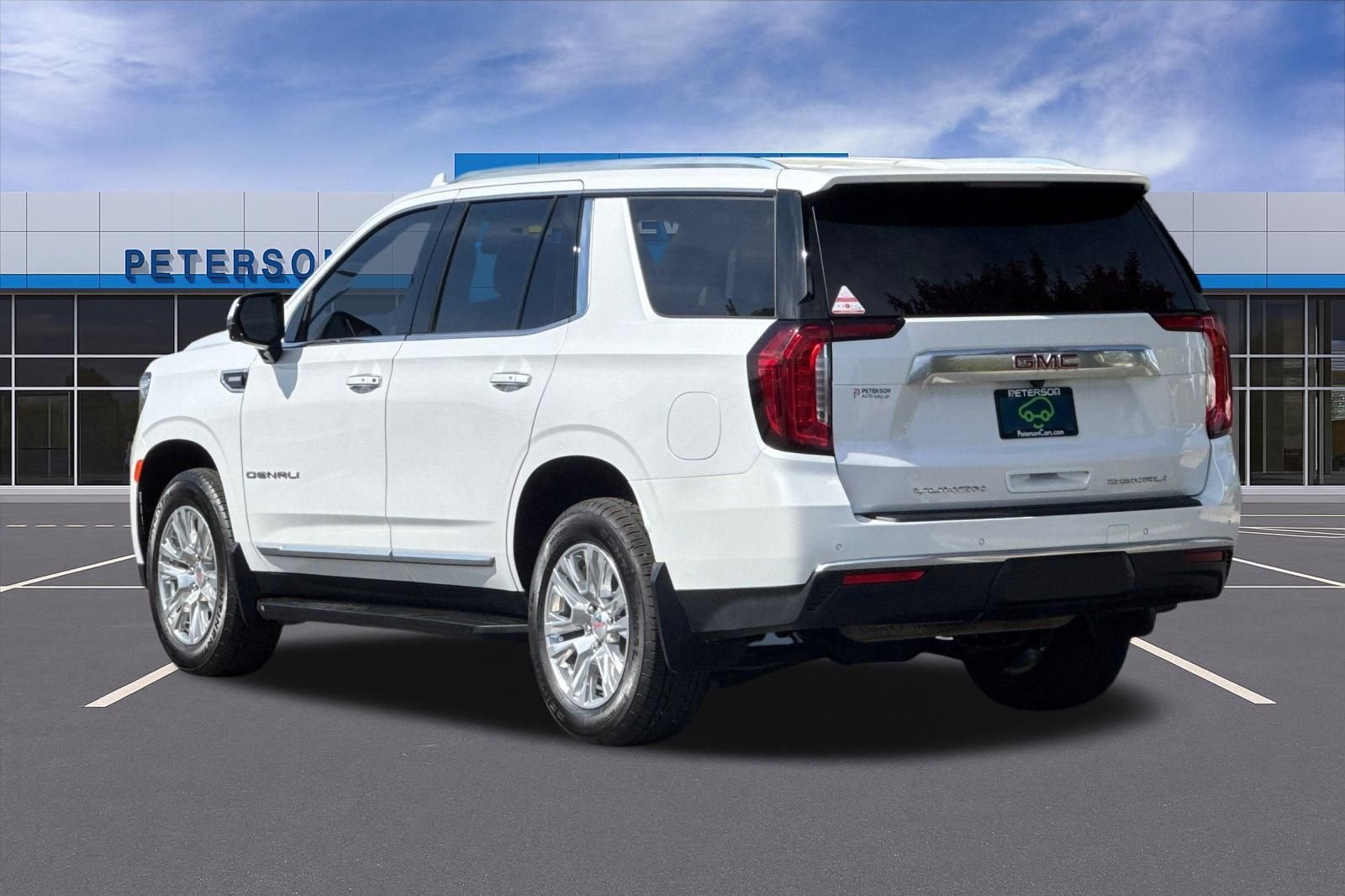 Used 2023 White GMC Denali image 6