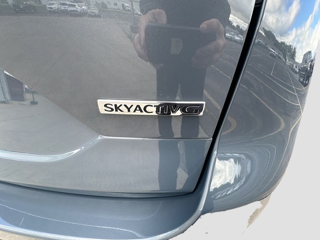 Used 2023 Gray Mazda 2.5 S Carbon Edition image 36