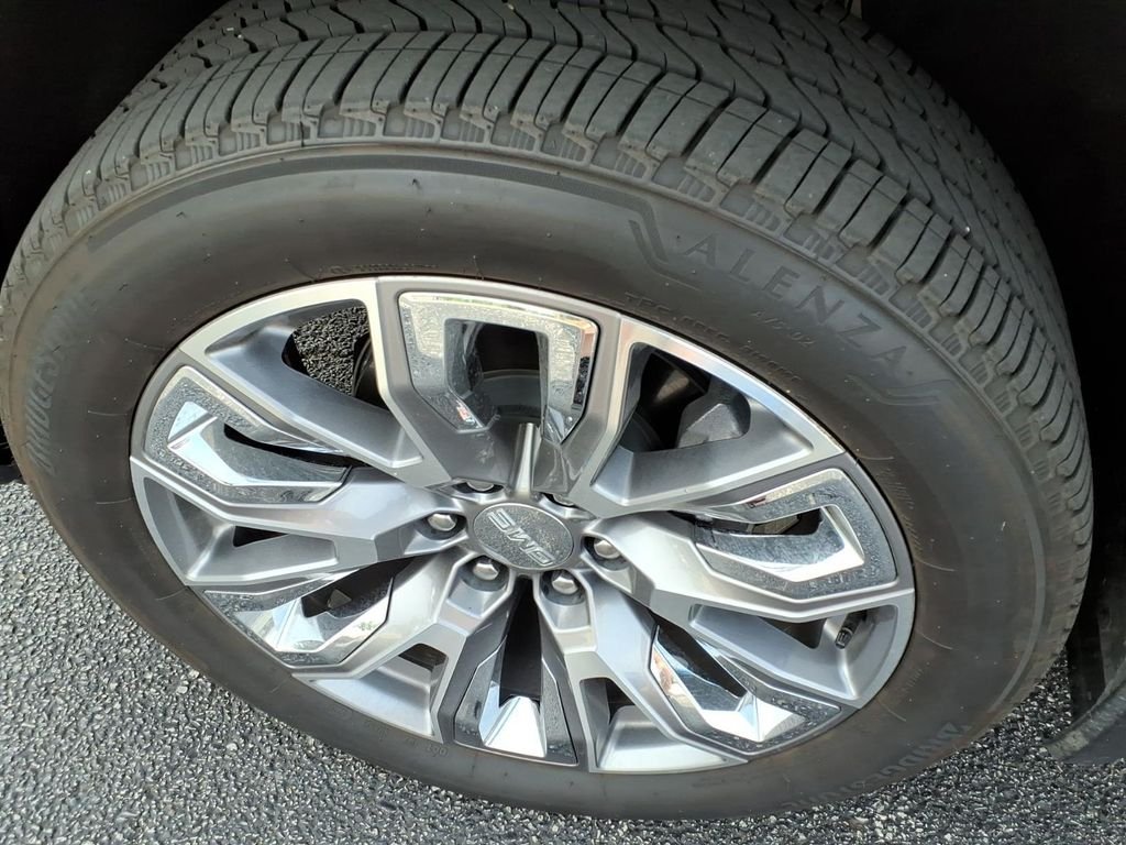 Used 2024 Onyx Black GMC Denali image 21