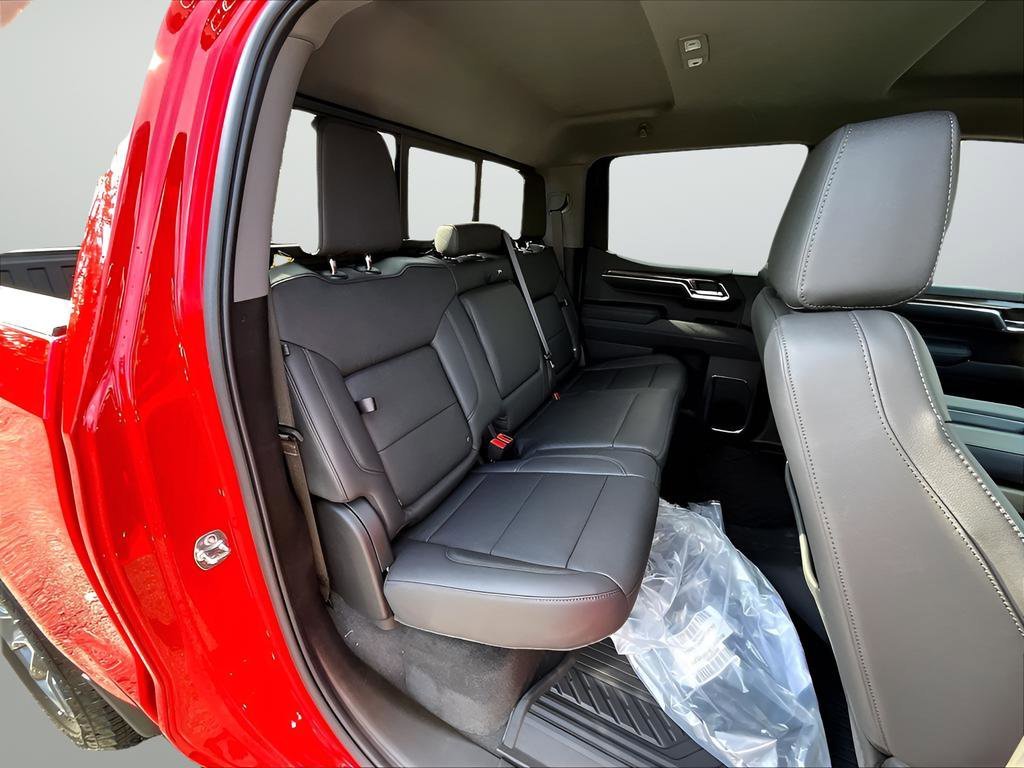 New 2026 Chevrolet Silverado 1500 LT 4D Crew Cab