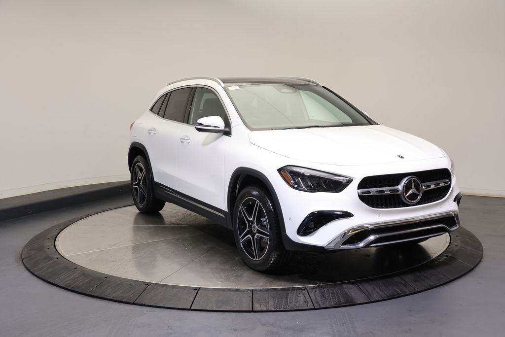 New 2026 Polar White Mercedes-Benz GLA 250 image 3