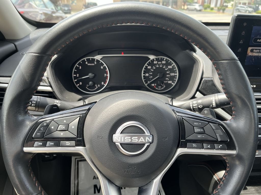 Certified Used 2023 Silver Nissan 2.5 SR image 14