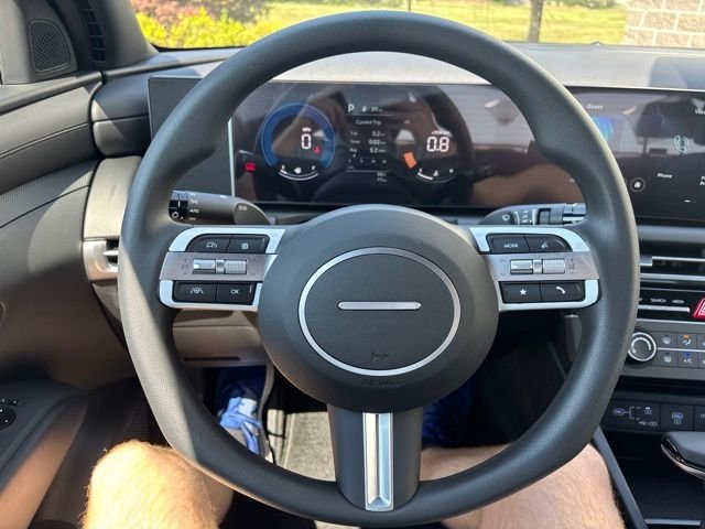 New 2027 Atlas White Hyundai SE image 17