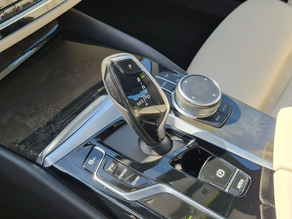 Used 2023 Gray BMW 530i image 17