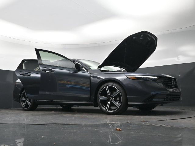 New 2026 Meteorite Gray Metallic Honda SE image 33