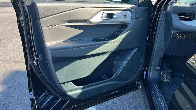 New 2026 Agate Black Metallic Ford Active image 12