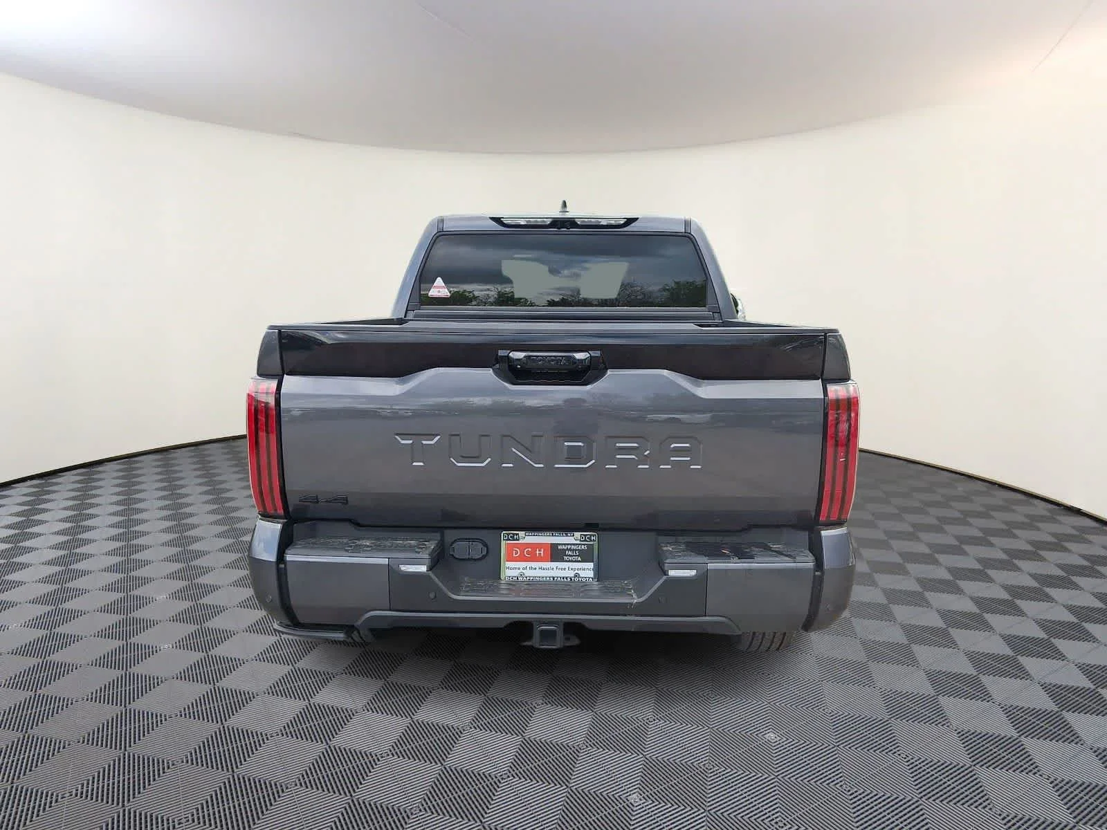 New 2026 Magnetic Gray Metallic Toyota  Platinum image 5