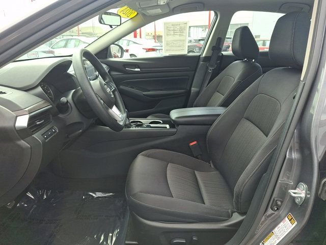 Used 2024 Gun Metallic Nissan 2.5 SV image 14