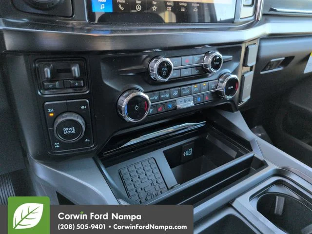 New 2026 Star White Metallic Tri-Coat Ford Lariat image 17