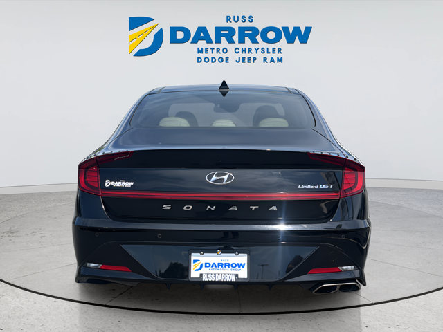 Used 2023 Black Hyundai Limited image 4